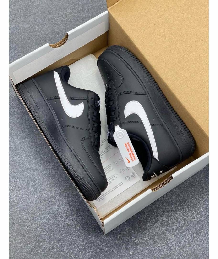 _NIKKE_AIRFORCE_1_BLACK_WHITE_SWOOSH
