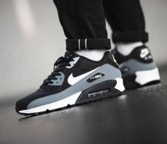 Nik.e Airmax 90 Essential