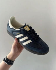 ADIDAAS WOMEN. .SAMBA.NAVY.FOR.HER