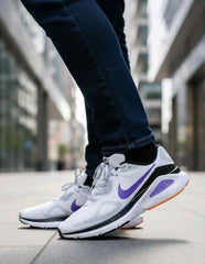 Nikee Air Zoom Structure two tone 610