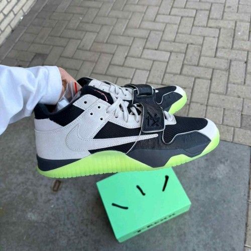 Air JORDAN JUMPMAN JACK CHASE B X TRAVIS SCOTT