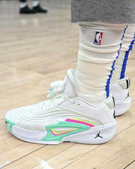 Nikee Jordan Luka 3 Photo Finish White Volt Glow Green 1243
