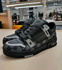 Louiss Vuitton Trainer Black Grey