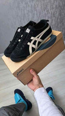 onitsukaa tiger mexico 66 slip on black putty