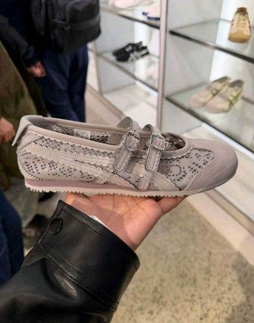 Onitsukaa Tiger Mexico 66 TGRS Oyster Grey