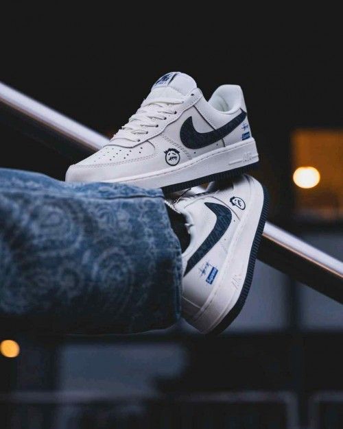 Nikee airforce 1 custom x stussy supreme