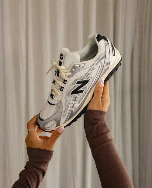 new balancee 204L Silver Black Metallic