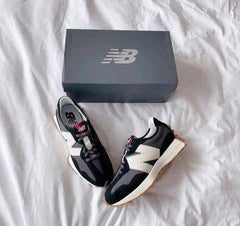 New Balancee 327 Black White 5078