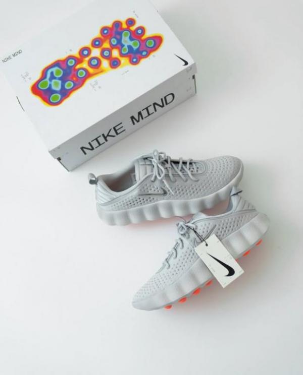Nik.e Mind 002 GREY