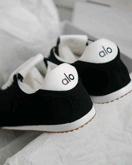 Alo Yoga Sunset Suede Sneakers Black