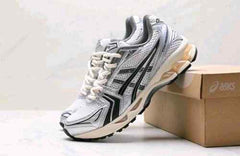 Asiccs Gel Kayano 14 White Black 2683