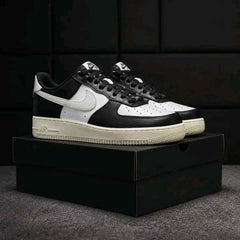 Nikee Airforce 1 07 Low White Light Silver Coconut Milk Black