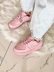 Nikee AirForce 1 Low Valentines Day Pink foam