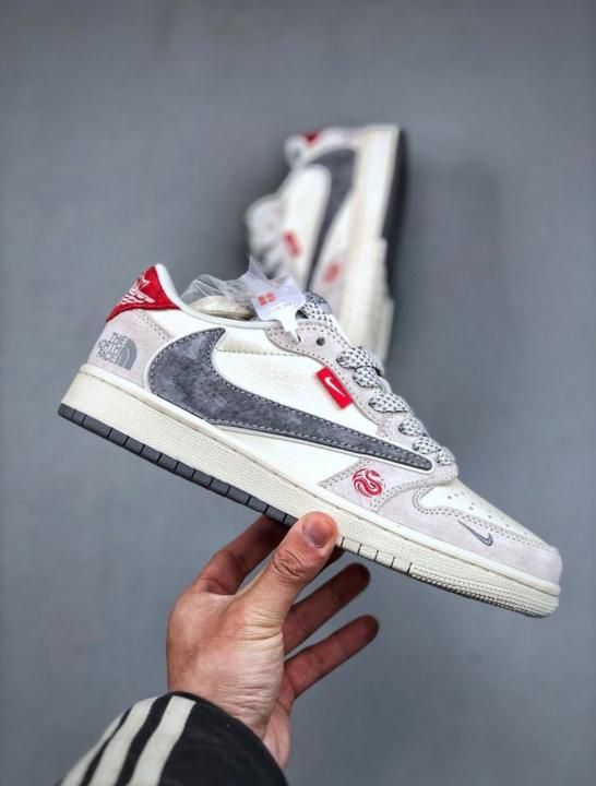 Nik Air Jordan 1 Low X Travis Scott X North Face
