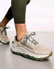 New balanccee Fresh Foam x Trail More V3 Beige
