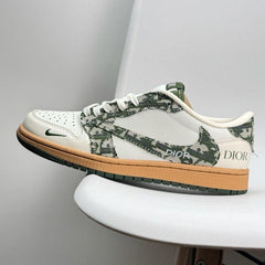 Nik e air jordan 1 low x Travis Scott x Dio.r