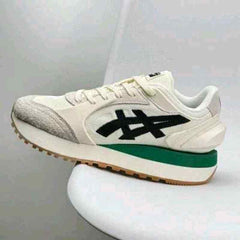Onitsukkaa Tiger moage cream black